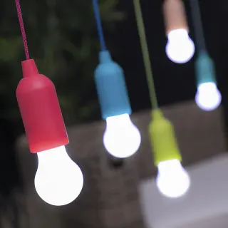 Ampoule LED Portable avec Cordon – Bulby InnovaGoods - Vue 3